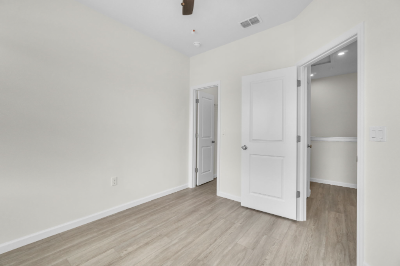 2549 Slim Haywood Ave #4 - Photo 6 of 13