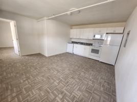featured image of 1120 Montana St #15