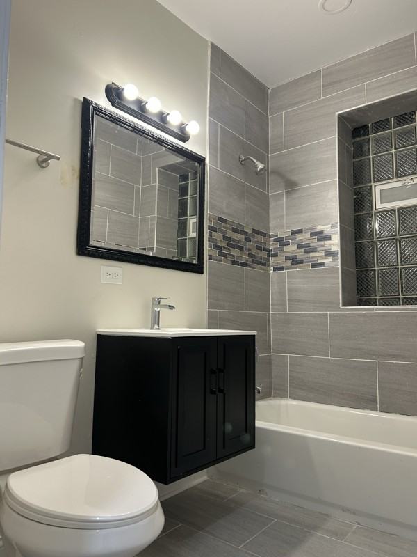 51 W 74th St #1 - Photo 5 of 12