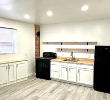 featured image of 2131 Williams Ave #2