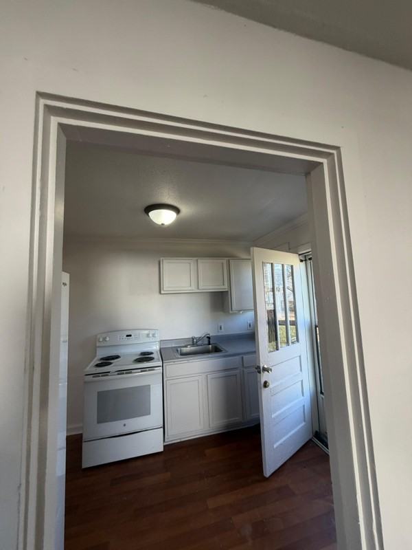 1701 Madison Ave - Photo 2 of 6