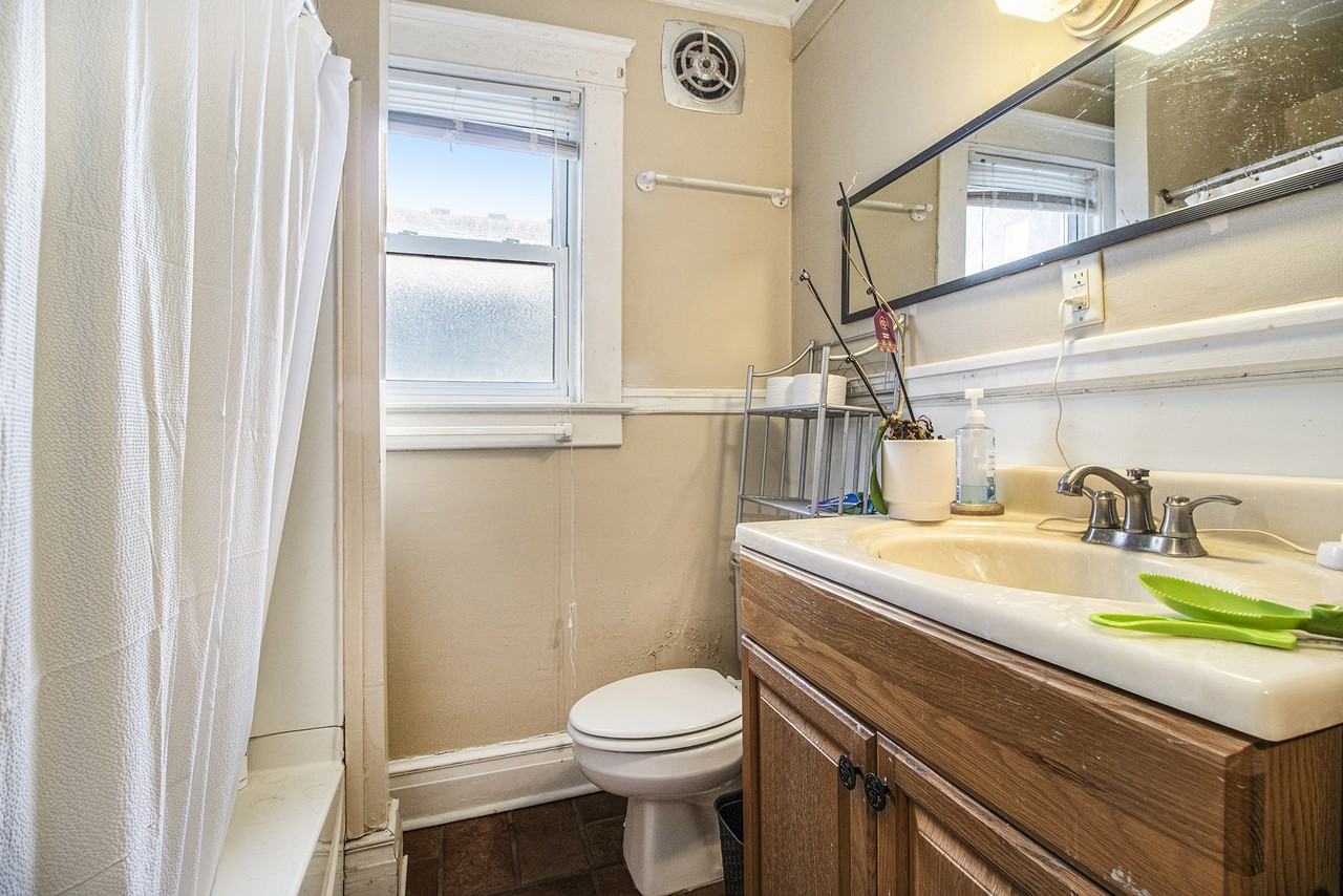 407 Hamilton Pl - Photo 6 of 12