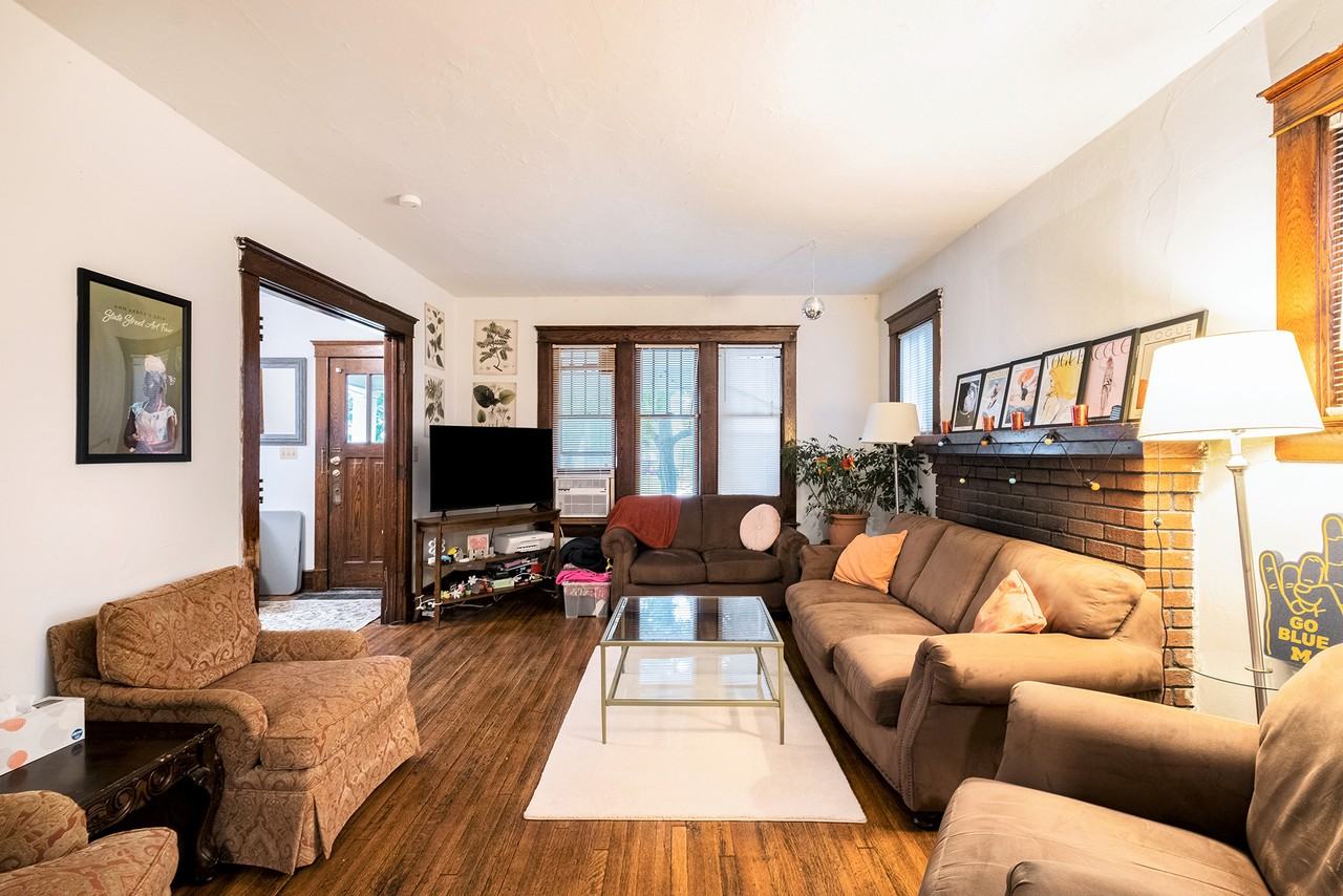 1117 S Forest Ave - Photo 3 of 17