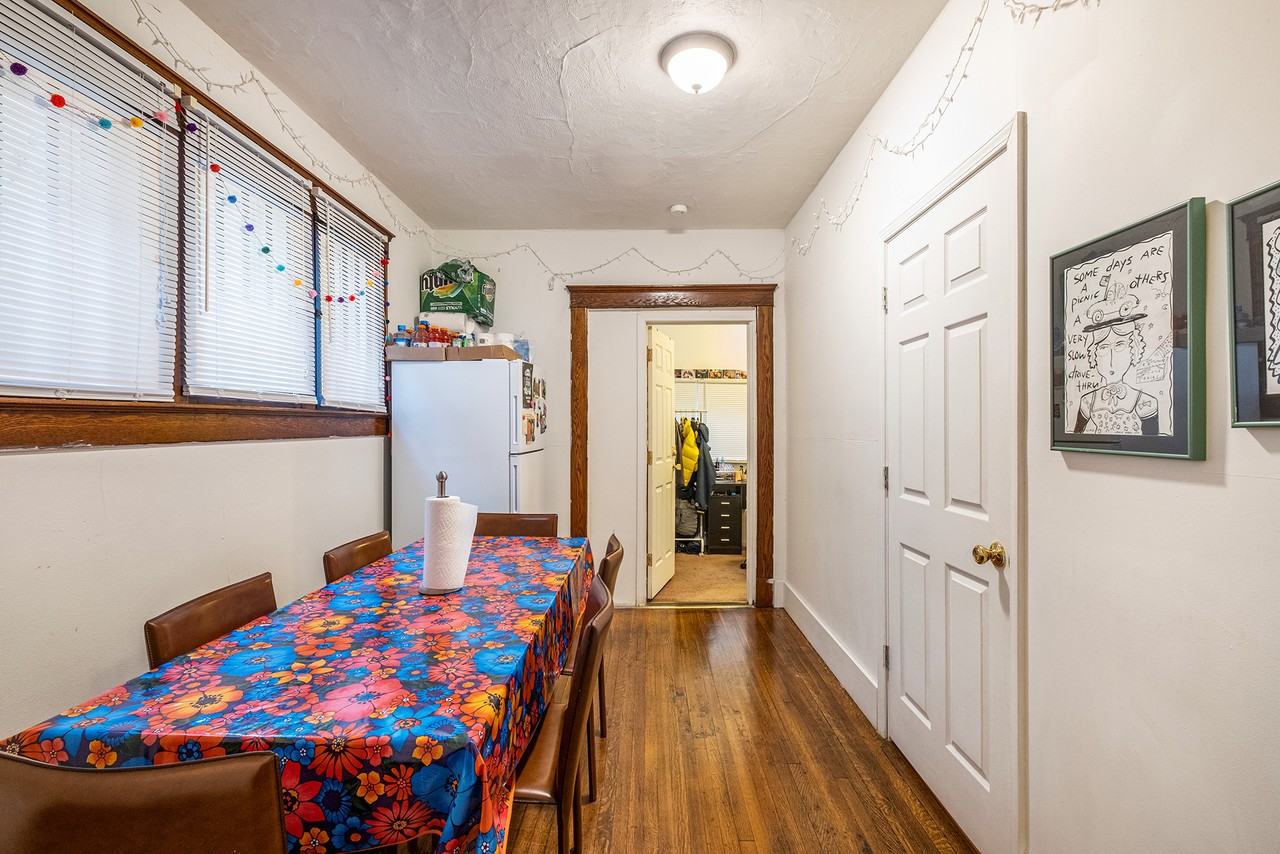 1117 S Forest Ave - Photo 5 of 17