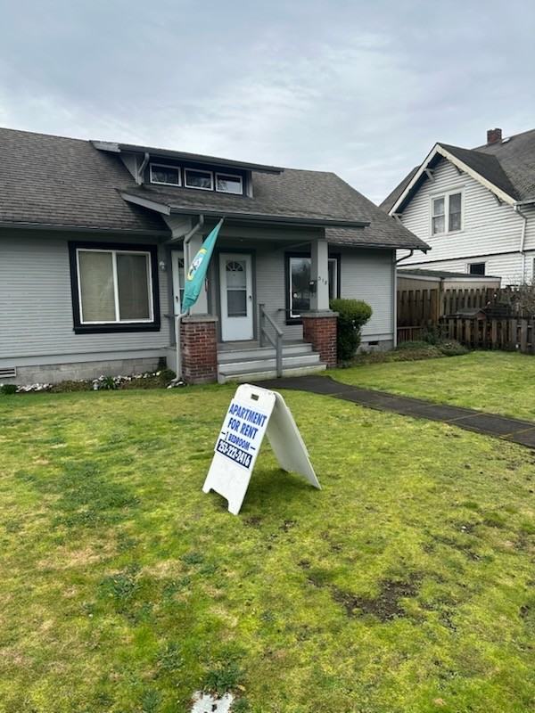 318 5th Ave Nw - Photo 2 of 9