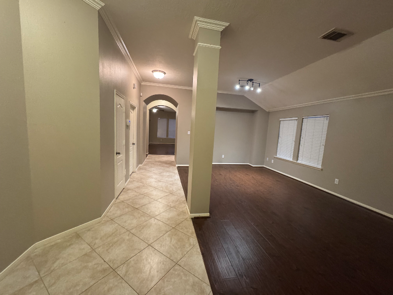 5518 Silver Crossing Ct - Photo 2 of 18