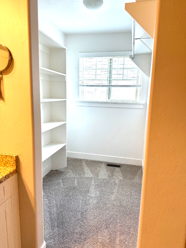 822 S Aspen Way - Photo 4 of 24