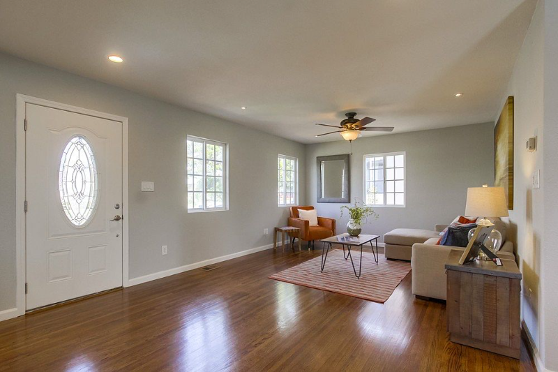 4355 Elma Ln - Photo 5 of 16