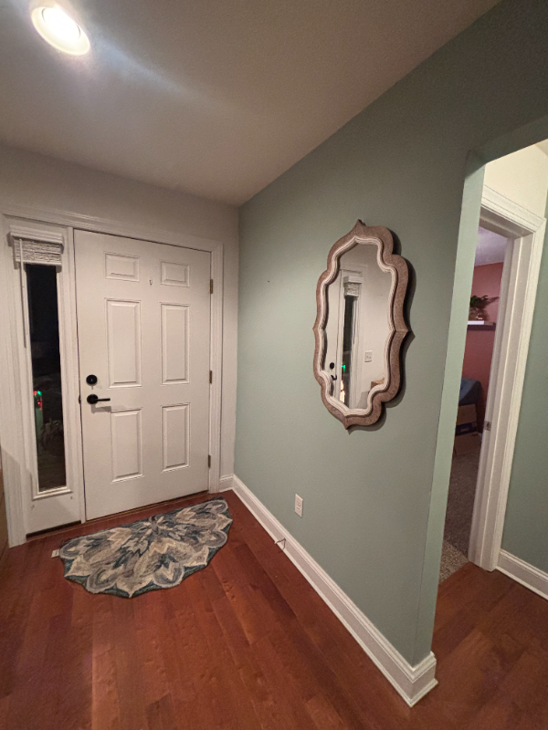 137 Camelot Cir - Photo 5 of 9