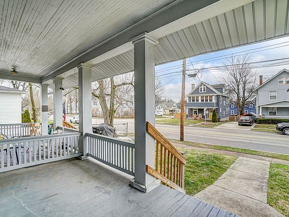 6004 Bramble Ave - Photo 3 of 16