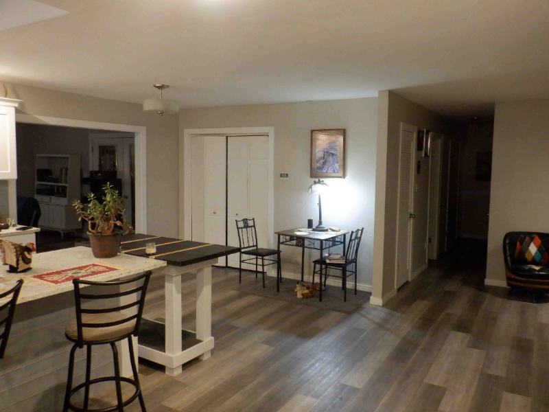 710 Graf Dr - Photo 3 of 8