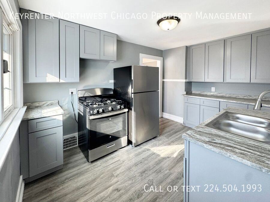 471 Center St #2 - Photo 2 of 20