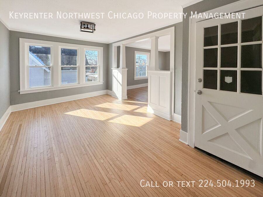 471 Center St #2 - Photo 6 of 20