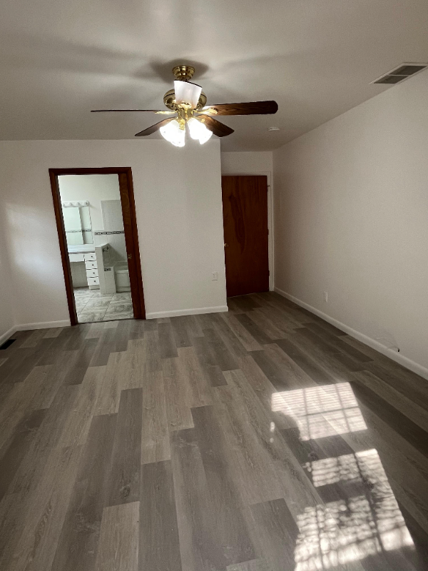 617 Stratford Ave - Photo 3 of 14