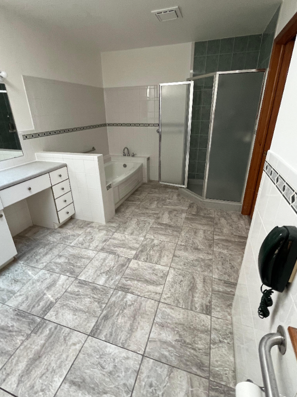 617 Stratford Ave - Photo 6 of 14