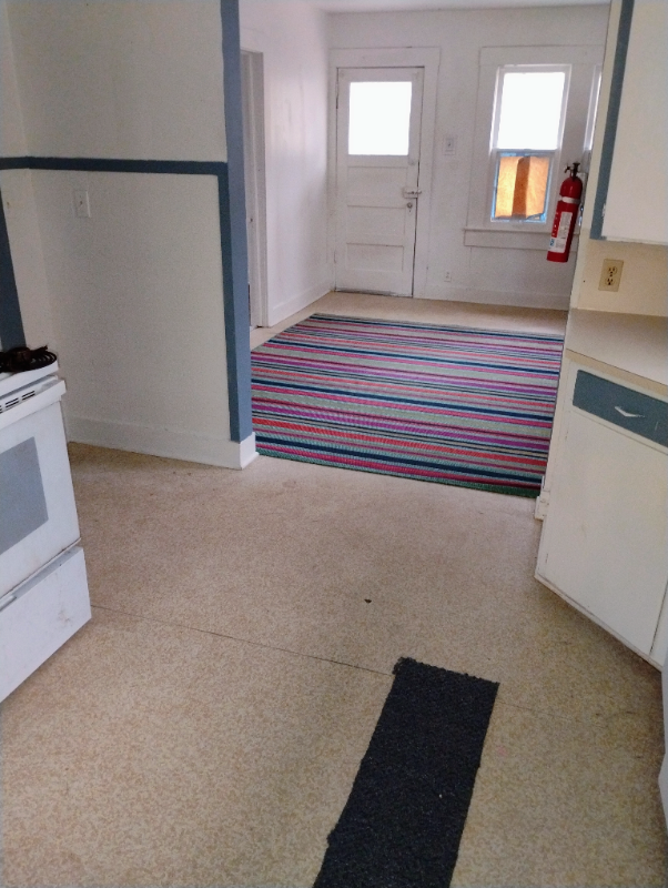 524 S Kenwood Rd #NA - Photo 3 of 12