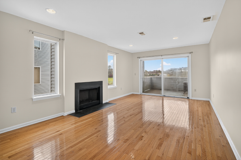 802 Jesse Way - Photo 6 of 16