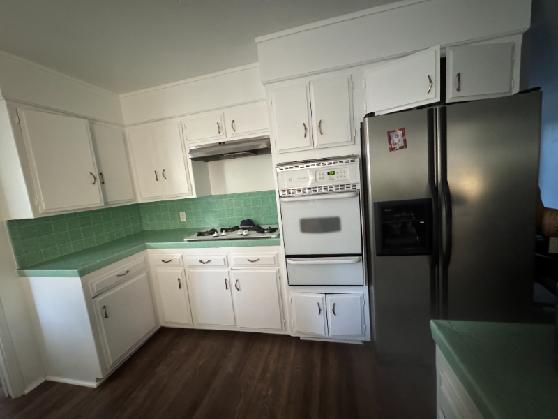 40781 Acacia Ave - Photo 4 of 16