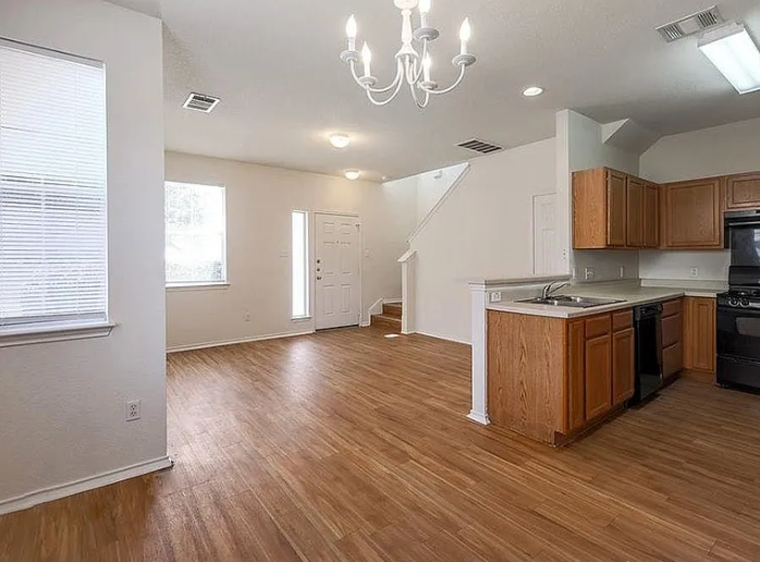 13804 Harris Ridge Blvd - Photo 6 of 20