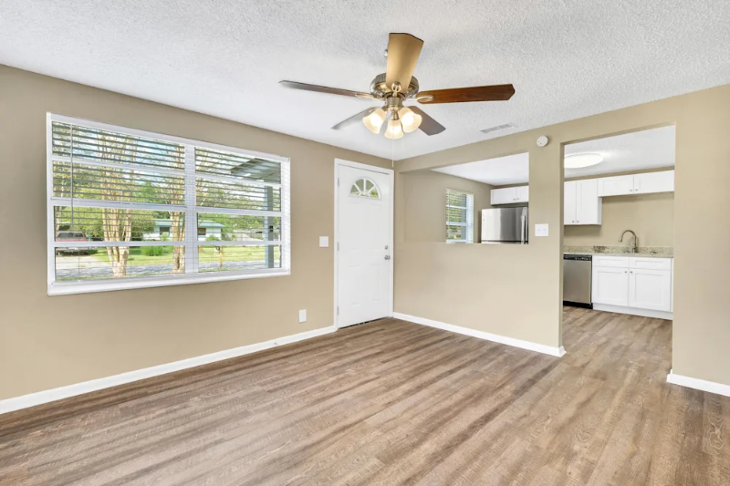 6969 Delisle Dr - Photo 2 of 11