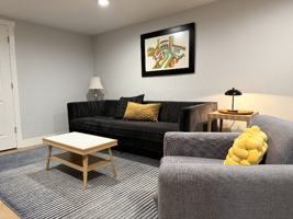 featured image of 6025 Urban St