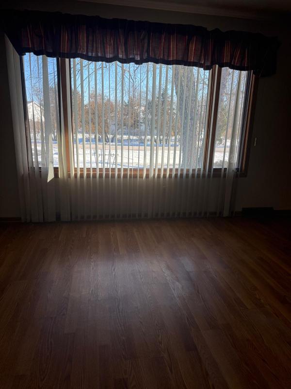 705 Kelsey Ct - Photo 3 of 18