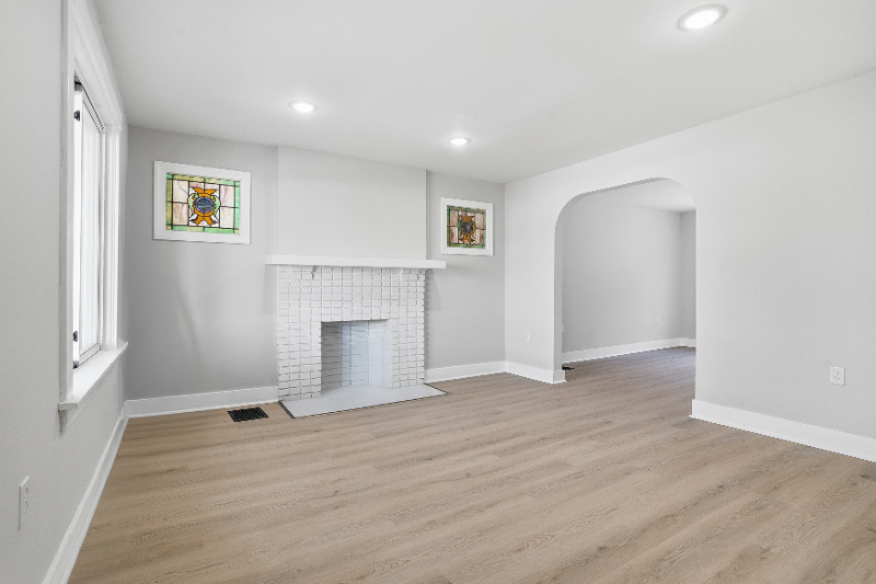 1219 Duffield St - Photo 3 of 20