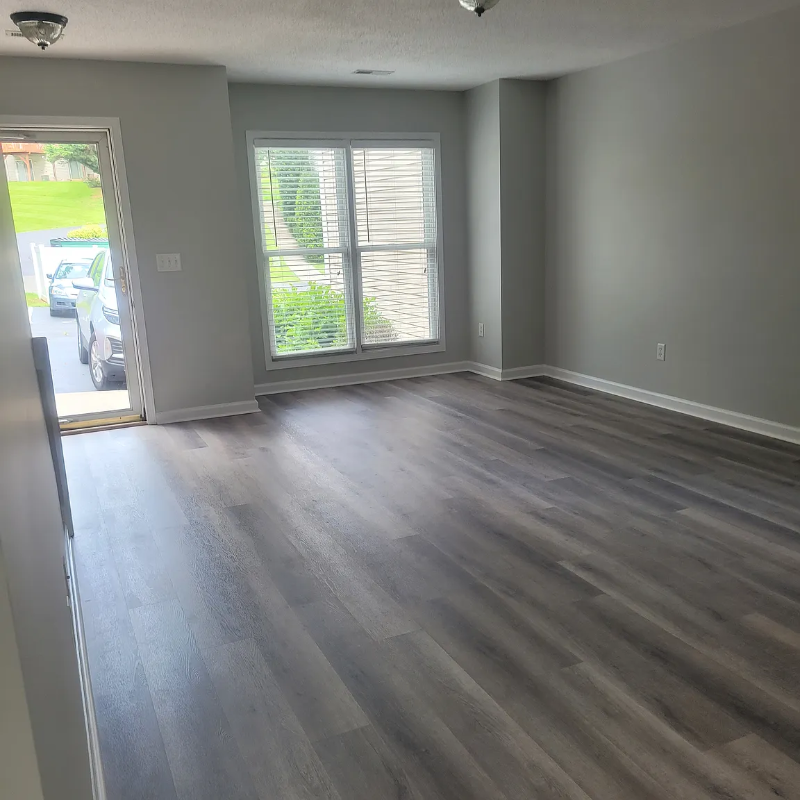 2405 King Arthurs Ct - Photo 2 of 9