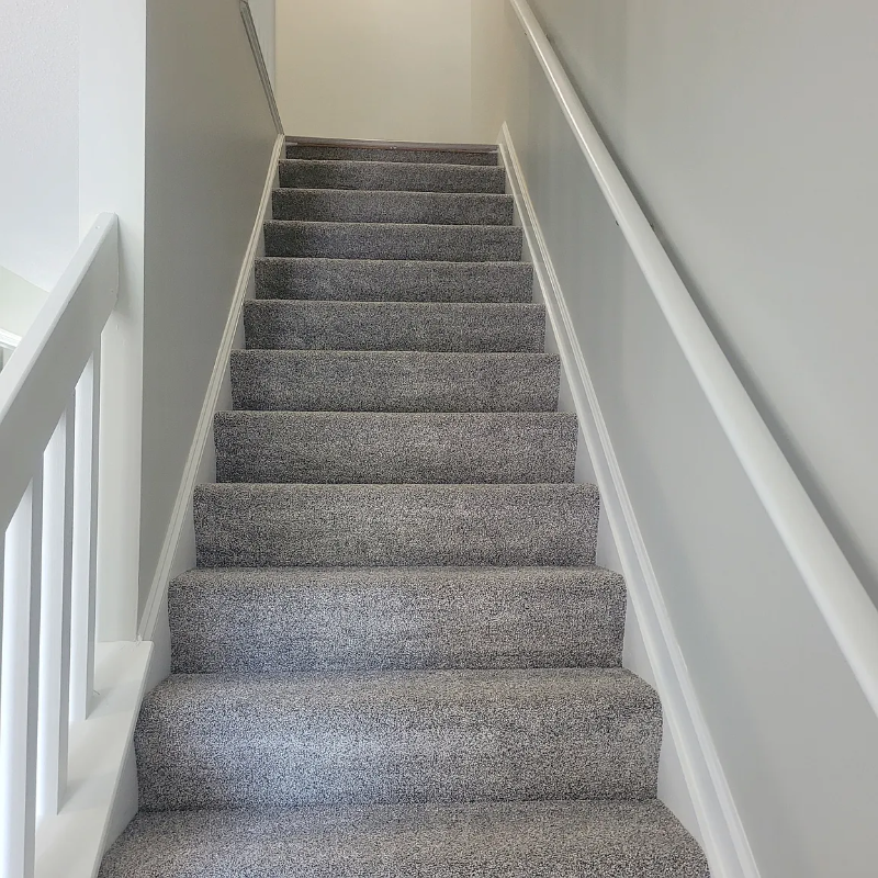 2405 King Arthurs Ct - Photo 5 of 9