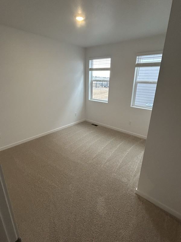 7315 W 27th St - Photo 6 of 20