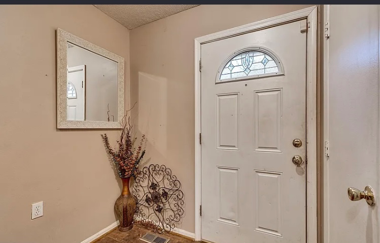 5524 K St - Photo 2 of 16