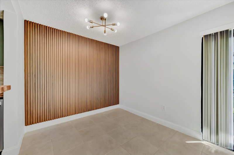 776 116th Ave N #1105 - Photo 5 of 8