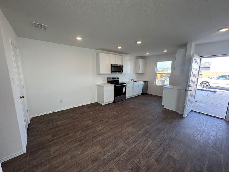 2058 Zephyr Lily - Photo 4 of 10