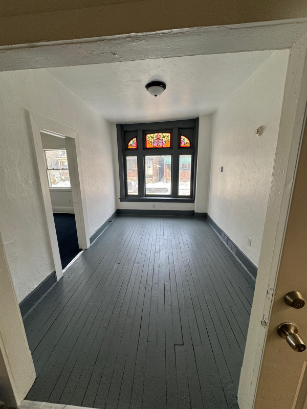 308 Bessemer Ave #1 - Photo 5 of 13