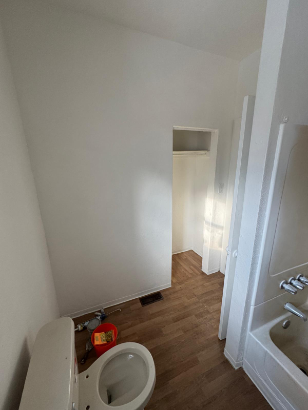 308 Bessemer Ave #1 - Photo 7 of 13