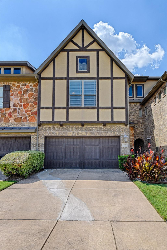 1605 Brook Glen Dr - Photo 3 of 20