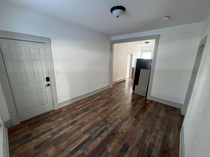 40 Garnet St #4 - Photo 7 of 16