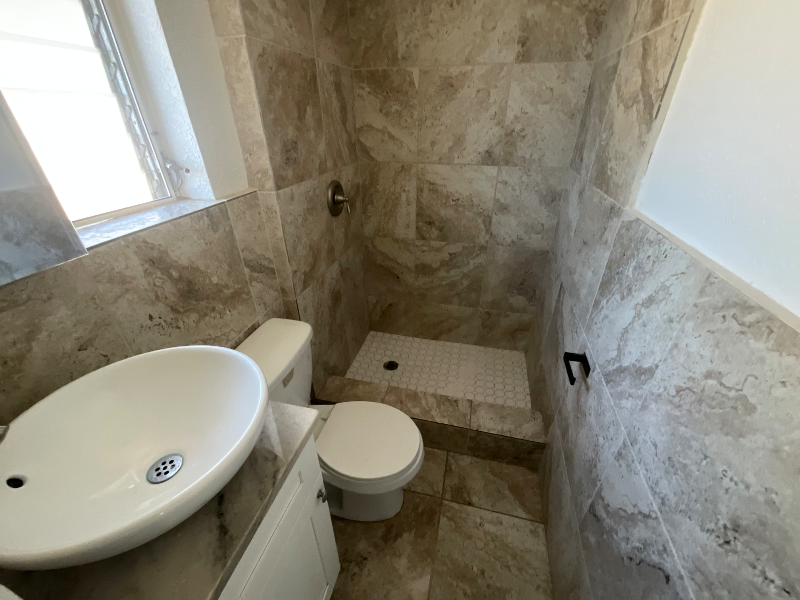 381 11th Ave Sw - Photo 4 of 18