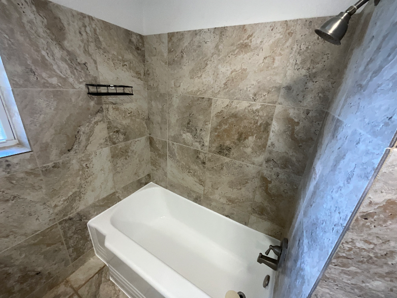 381 11th Ave Sw - Photo 6 of 18