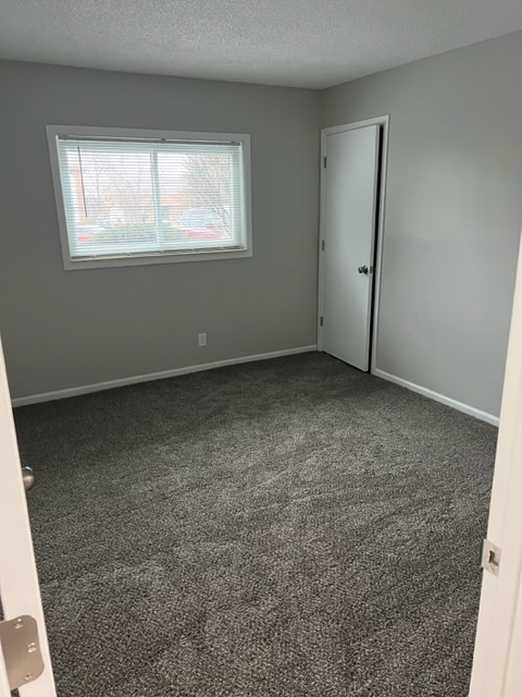 31 Providence Dr - Photo 5 of 9