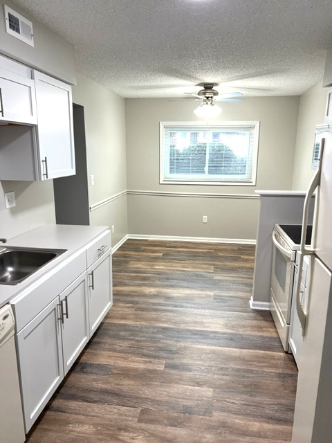 31 Providence Dr - Photo 6 of 9