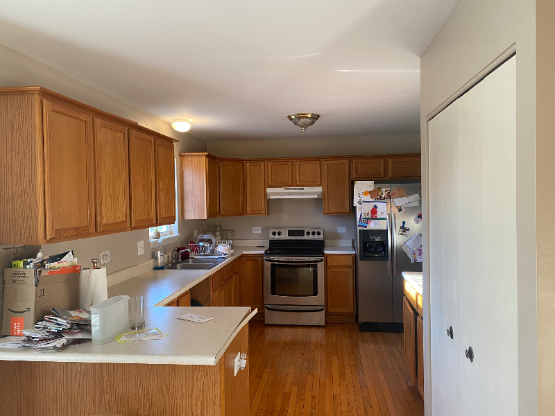 1915 Chestnut Grove Dr - Photo 6 of 9