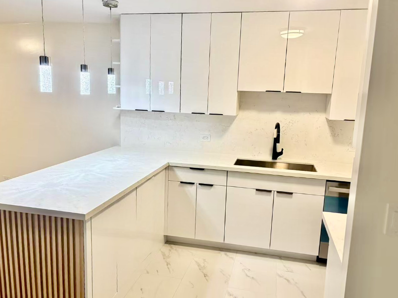 780 Amana St - Photo 3 of 16