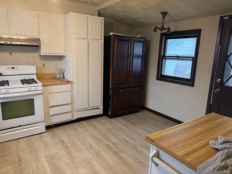 4526 Decatur St - Photo 5 of 17