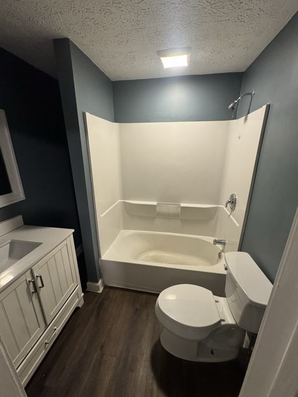 5135 Stanley Ave - Photo 5 of 6