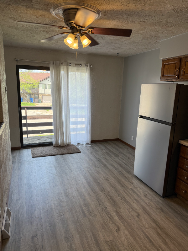 4 Brown Ct - Photo 2 of 10