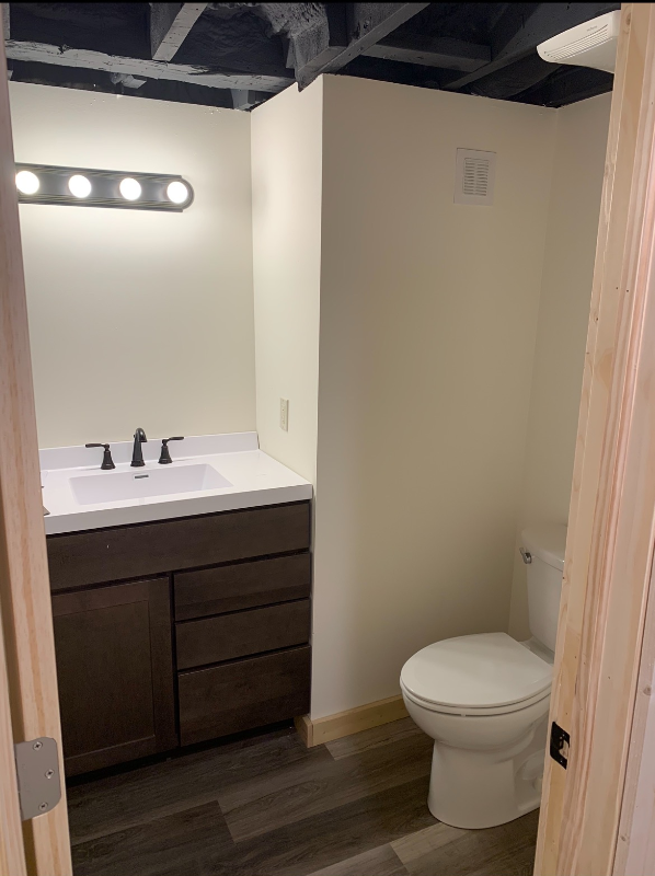 40 N Main St #E - Photo 3 of 9