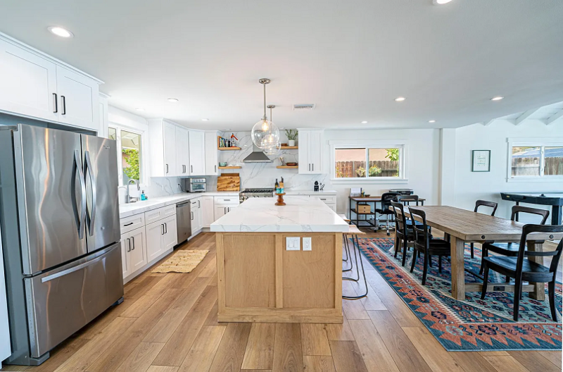 2858 Drake Ave - Photo 7 of 20