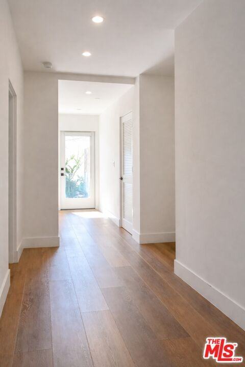 5722 Fulcher Ave #5722-3 - Photo 7 of 12