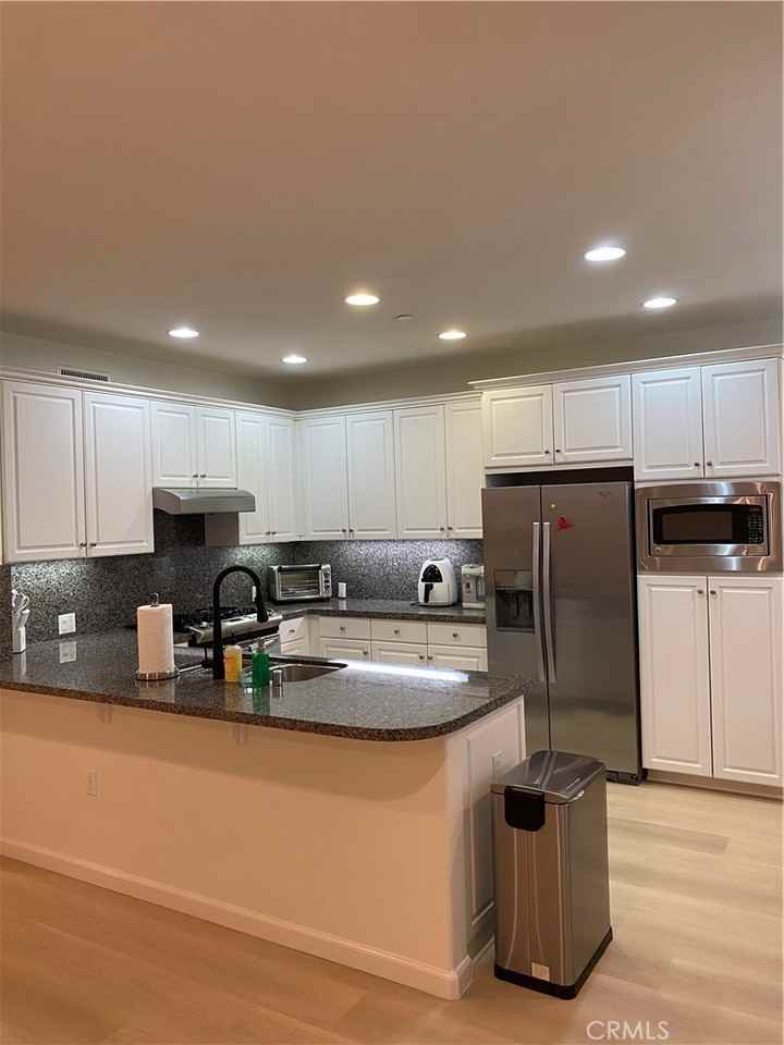 67 City Stroll #67 - Photo 6 of 16